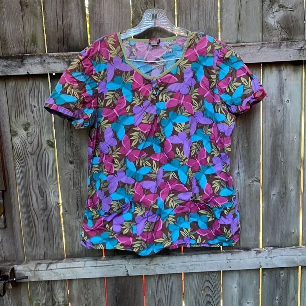 Dickies Butterfly Scrub top sz. M
